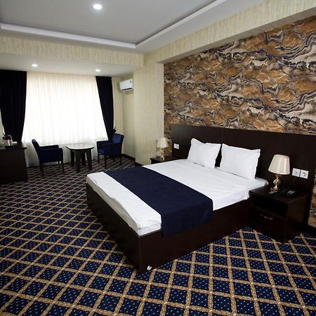 Kristal Inn Hotel Баку Екстер'єр фото