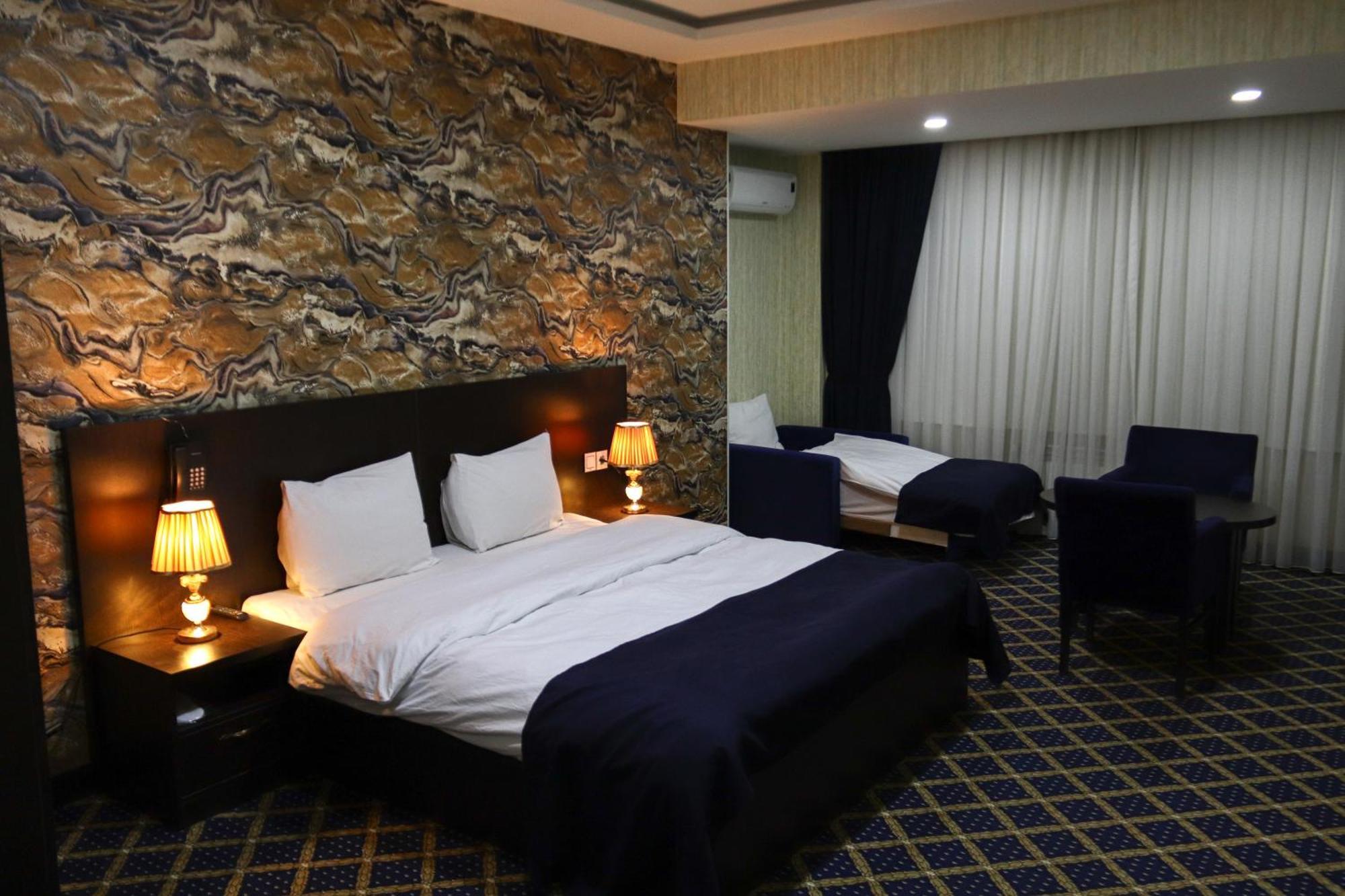 Kristal Inn Hotel Баку Екстер'єр фото